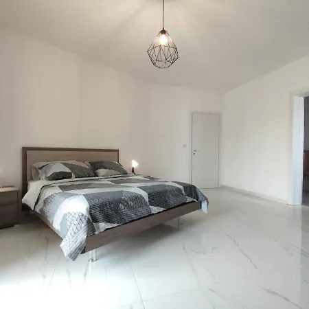 Apartment Il-girna Marsaskala